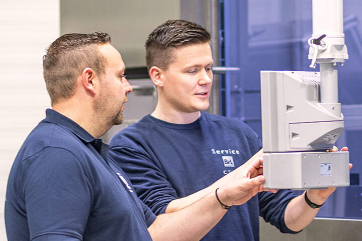 Wartung und Inspektion